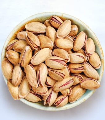 Premium Iran Akbari Pistachio, high-quality, elongated, and flavorful nuts ideal for gourmet snacking and culinary use, sourced from top-quality harvests for superior taste and texture.